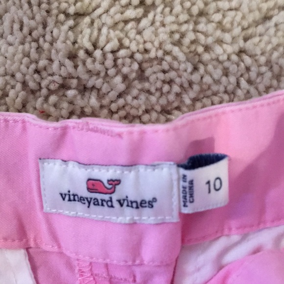 Vineyard vines shorts - Picture 3 of 3